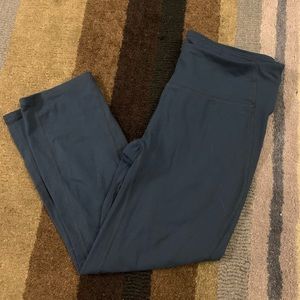 Women’s Gap Cropped Leggings